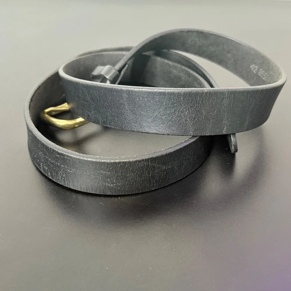 Red Wing Black Leather Belt Solid Brass Gold Buckle Mens 42 USA 96504 Workwear